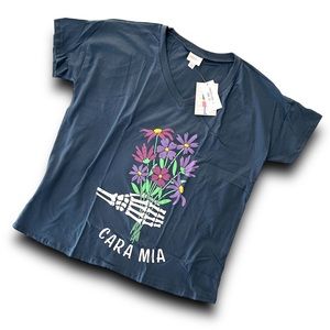 LuLaRoe Lisa V-Neck Tee • 100% Cotton • Halloween • Cara Mia Graphic